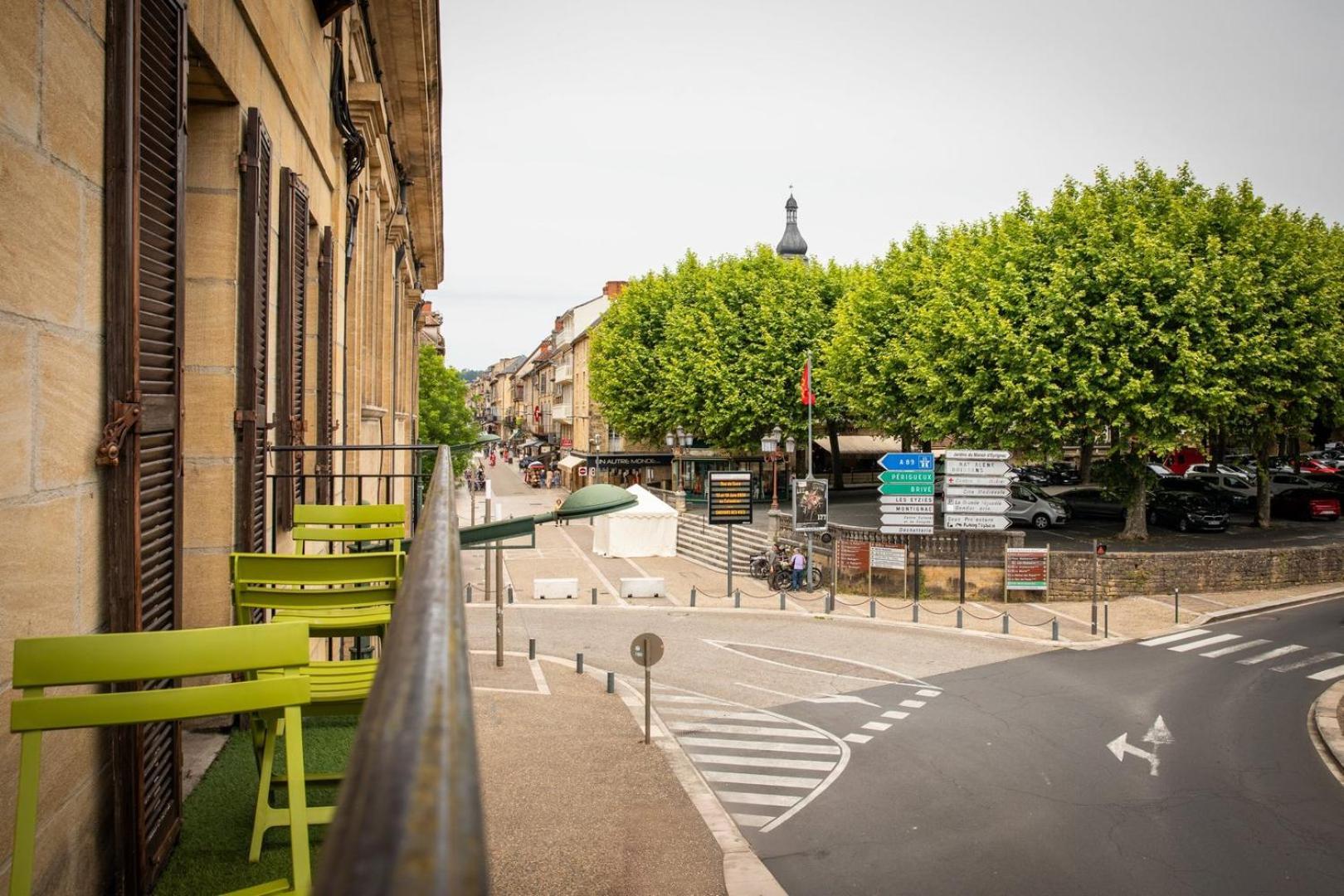 Le Sarladais - Coeur De Sarlat Apartamento Exterior foto